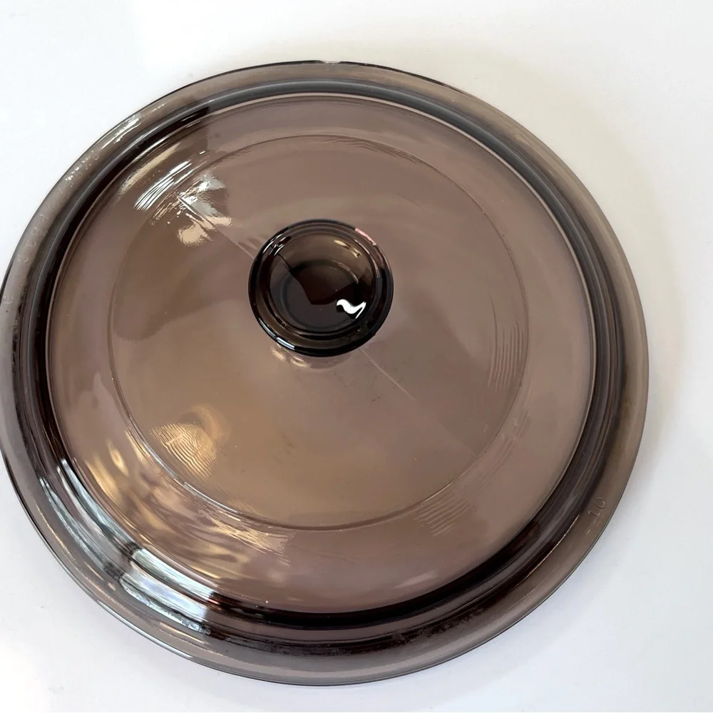 Vintage 1980’s Amber Brown Vision Corningware .5 Liter Covered Sauce Pot.